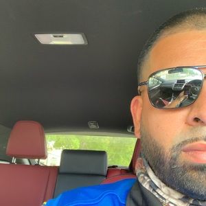 Meet your Posher, Jonathan